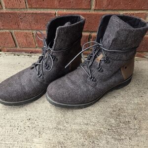 The North Face Felt Boots, Foux Leather Accents